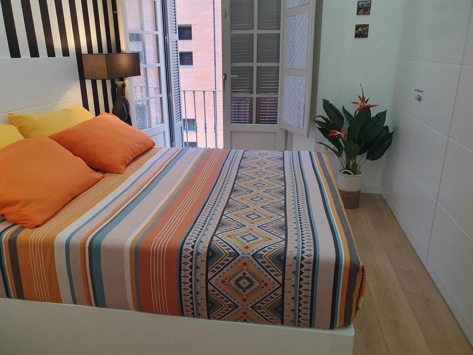 Beautiful Historic Center Apt! Malaga Luaran gambar
